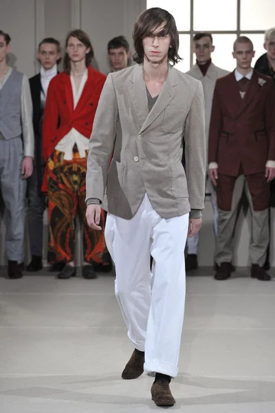 Look 20